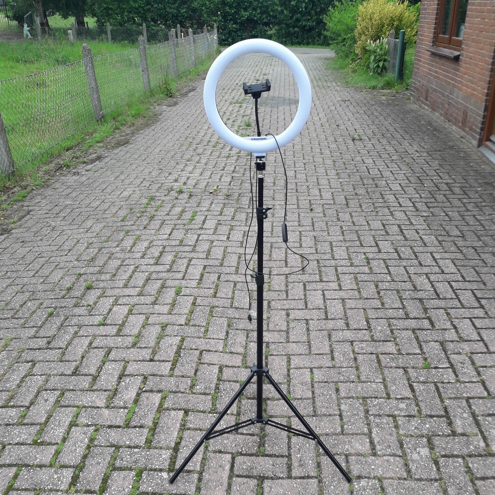 Grundig XXL Selfie Ringlamp met Statief en Adapter, Ophalen, Lamp of Flitsset