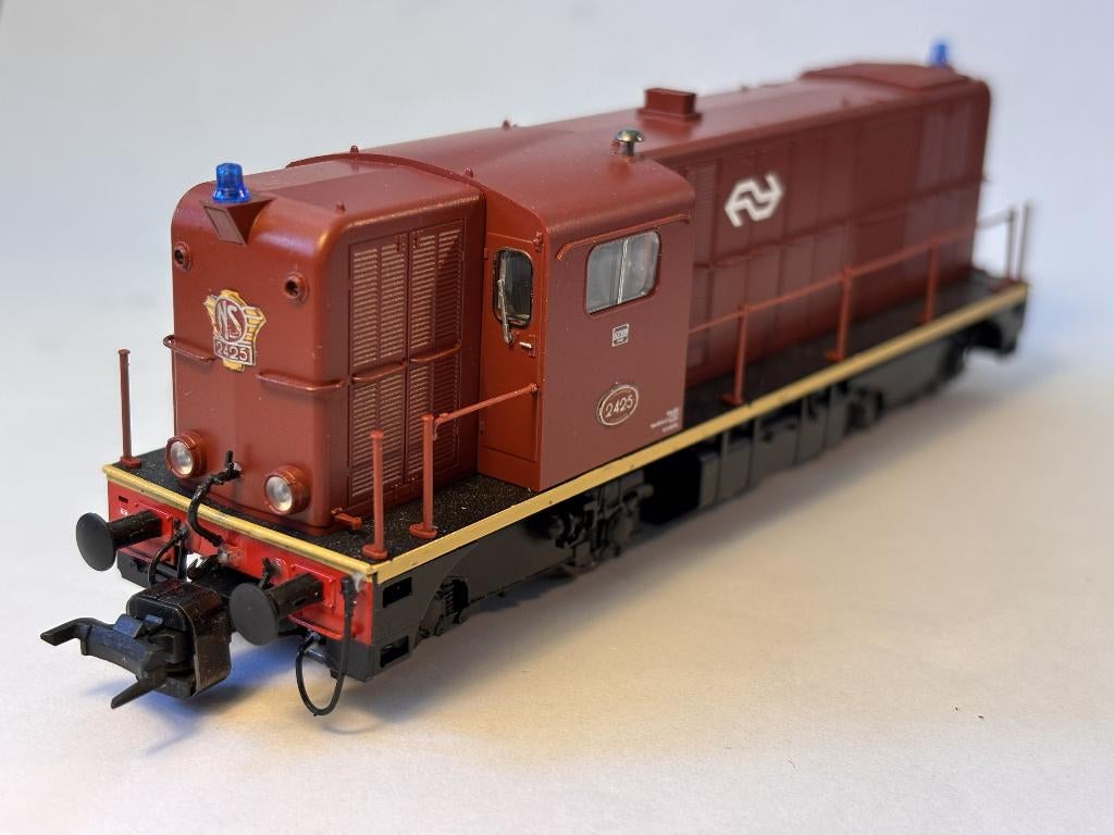 te koop model loc serie 2400 van Roco 70788, Ophalen, Roco, Gelijkstroom, Locomotief