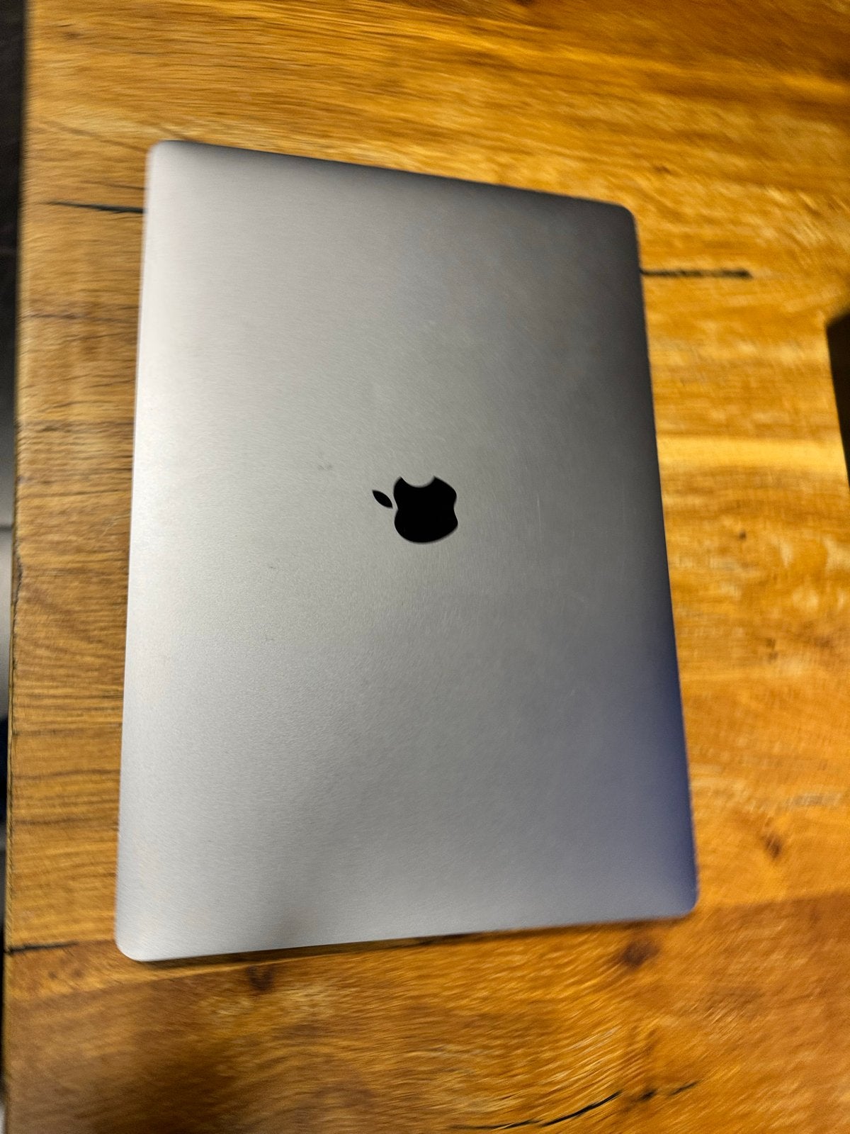 MacBook Pro 2019 I7 met defect scherm (16 inch), Computers en Software, Apple Macbooks, Ophalen of Verzenden, Niet werkend, 15 inch