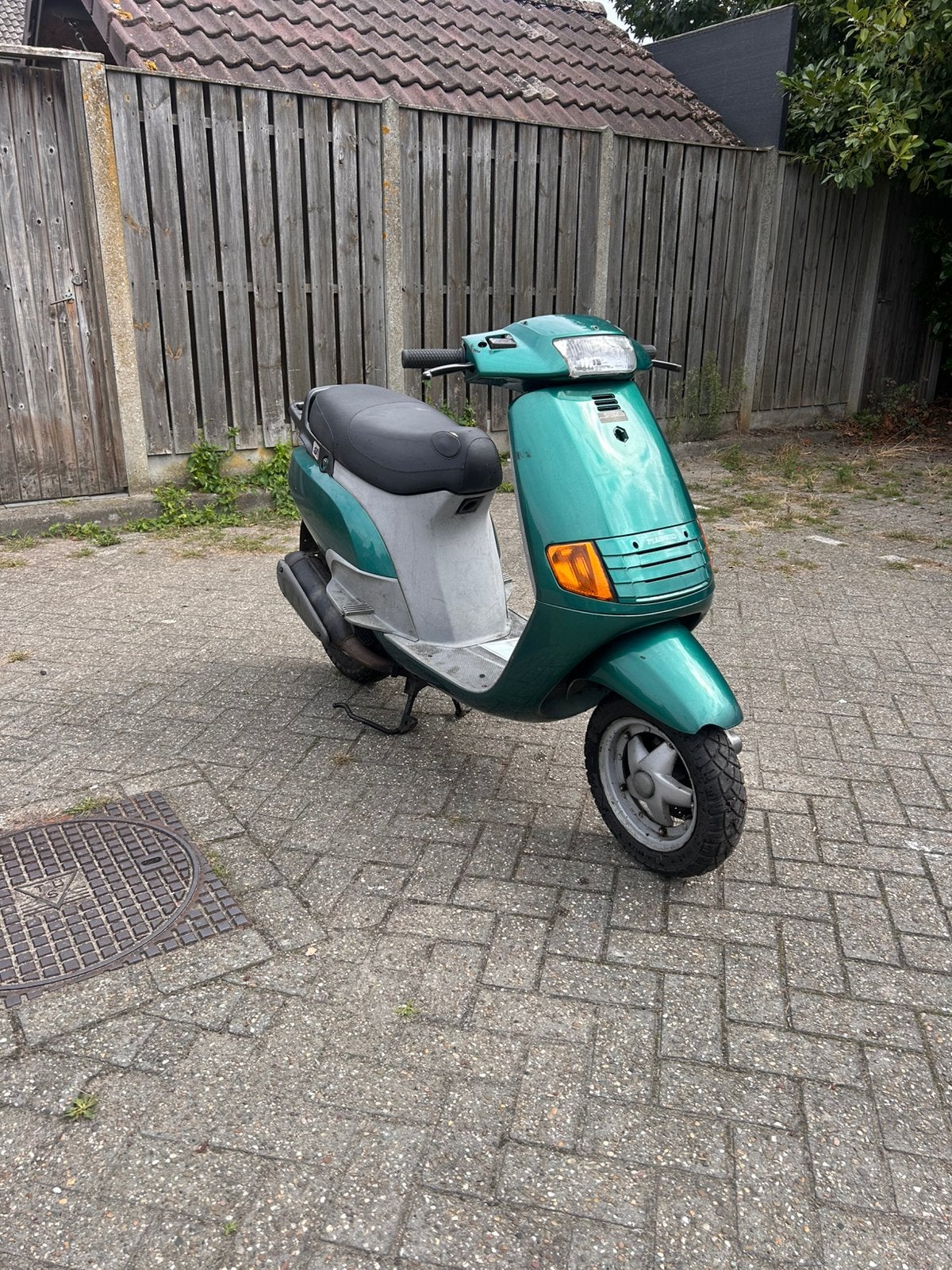 Piggio skipper 125cc duits, Fietsen en Brommers, Scooters | Piaggio, Ophalen, Zo goed als nieuw, Benzine, Overige modellen