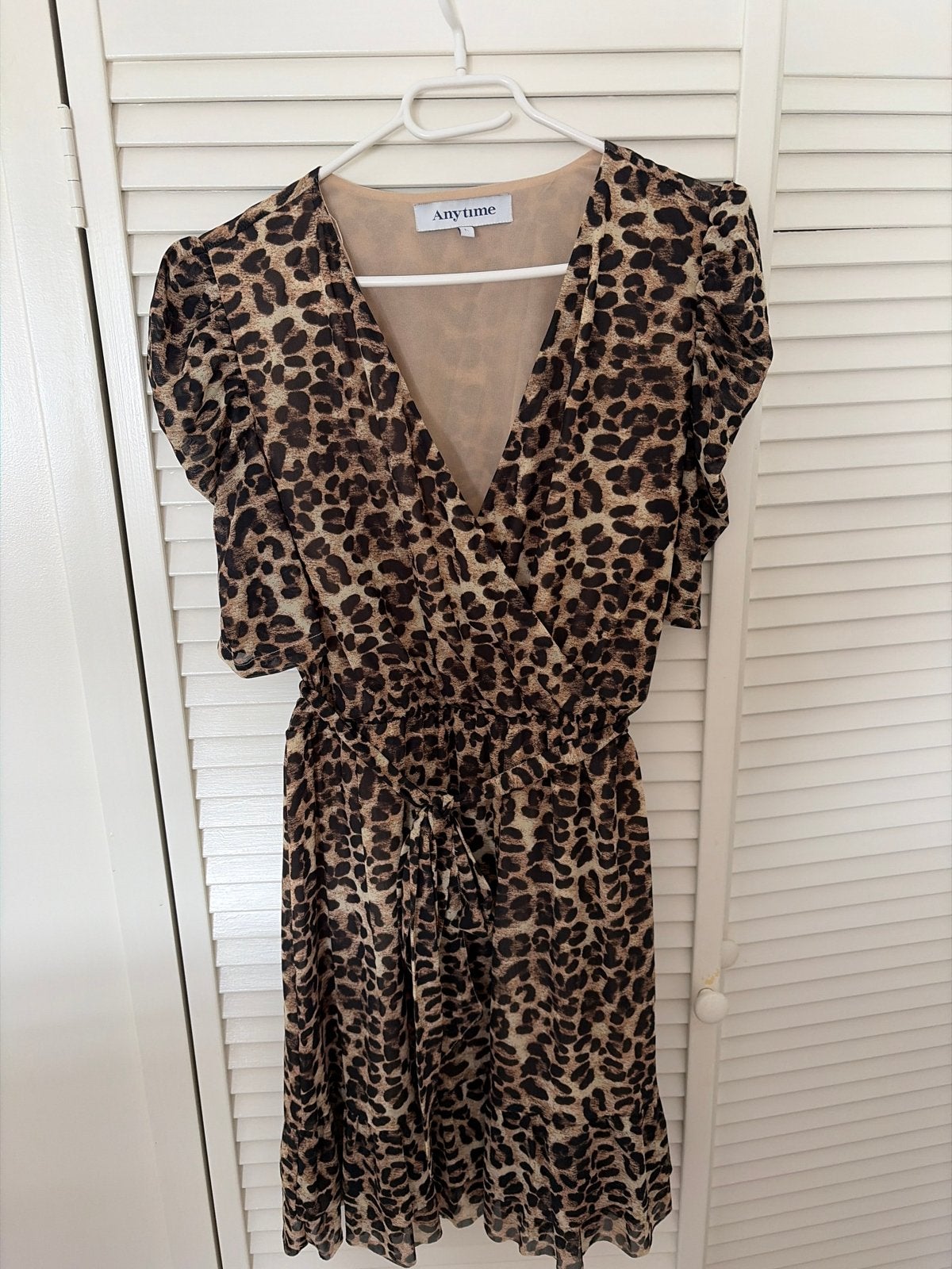 Anytime Luipaardprint Jurk Maat L, Kleding | Dames, Jurken, Bruin, Verzenden, Maat 42/44 (L), Zo goed als nieuw