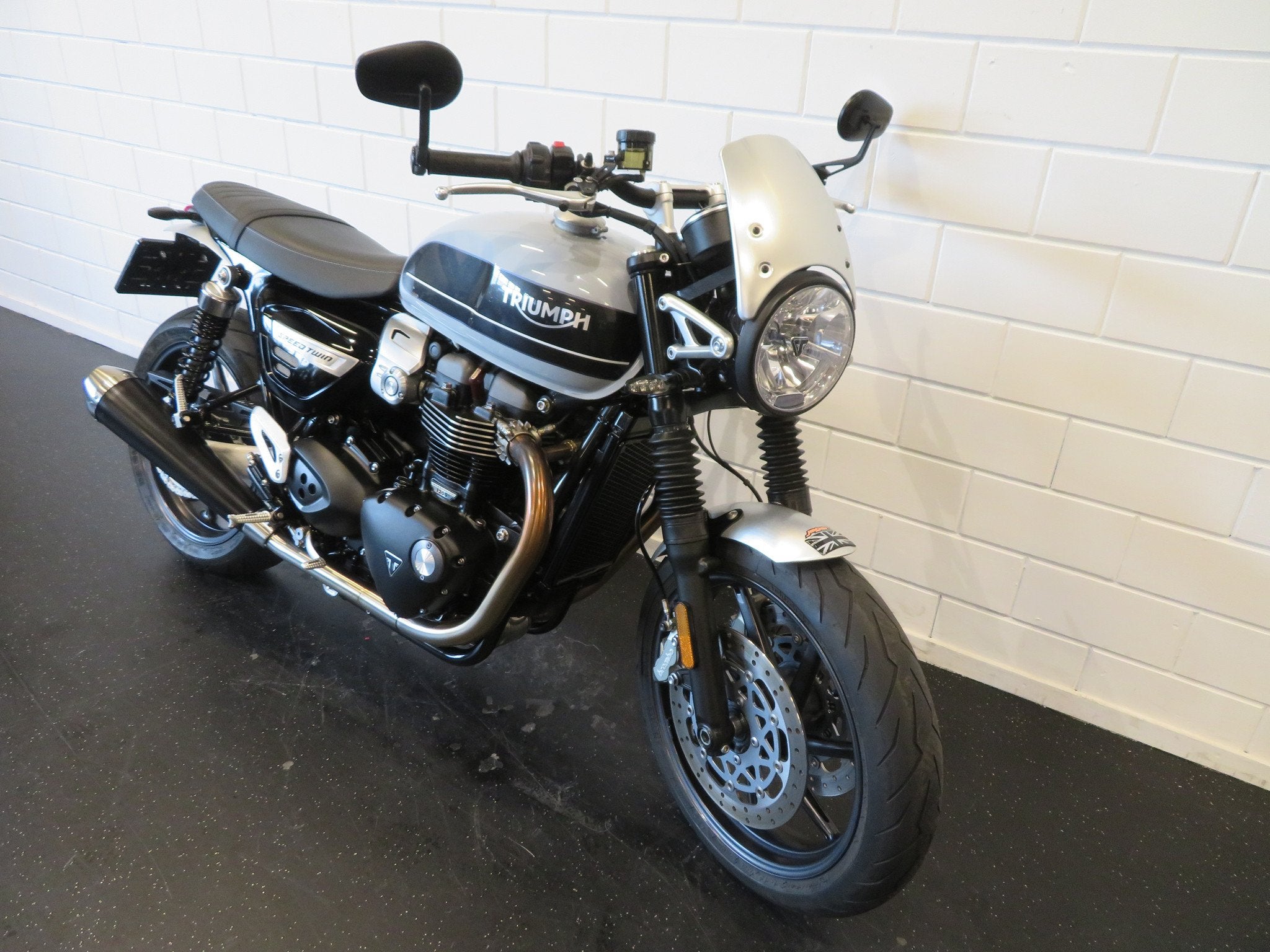 Triumph SPEED TWIN 1200 ABS NIEUWSTAAT! (bj 2020), Motoren, Motoren | Triumph, Bedrijf, 1200 cc, Naked bike