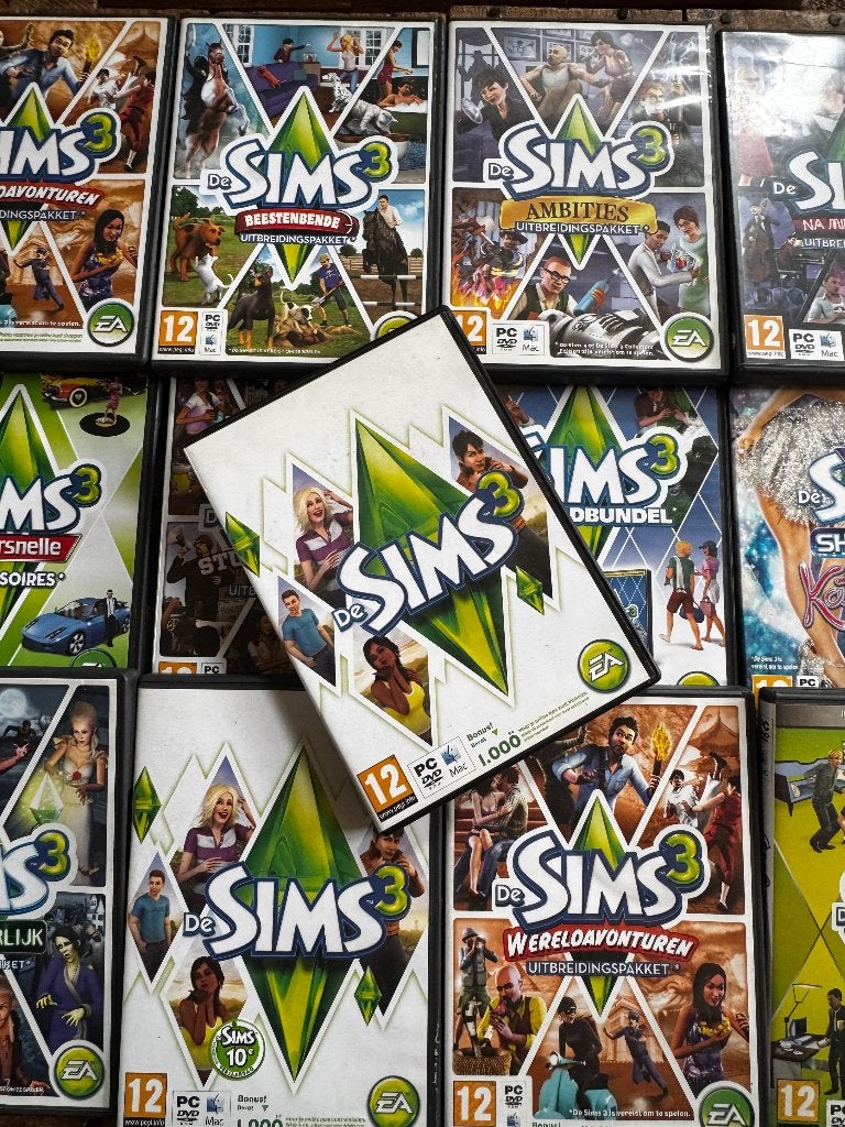 13x  Sims 3 met Uitbreidingspakket, PC CD-rom, Complete set, 1 speler, Ophalen of Verzenden, Zo goed als nieuw, Vanaf 12 jaar