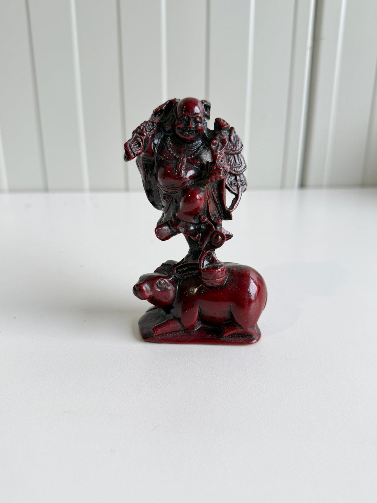 Lachende Boeddha Feng Shui decoratief beeldje, Huis en Inrichting, Rood, 10 cm, Met reliëf, Ophalen of Verzenden