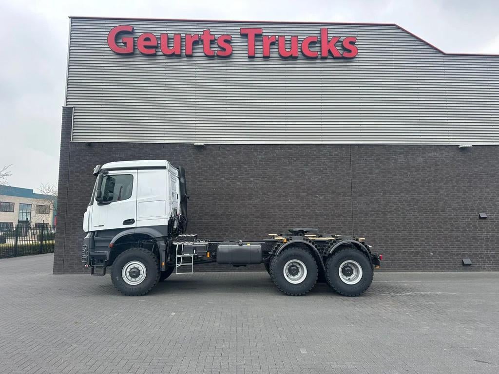 Mercedes-Benz Arocs 4052 AS 6X6 HEAVY DUTY PRIME MOVERS NEW, Auto's, Automaat, Wit, Mercedes-Benz, Bedrijf
