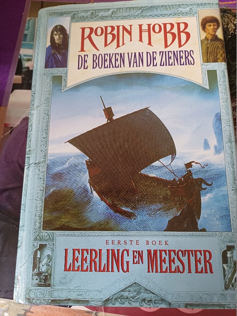 Robin Hobb Boeken van de zieners Leerling en meester Hardcov, Boeken, Ophalen, Gelezen, Robin Hobb