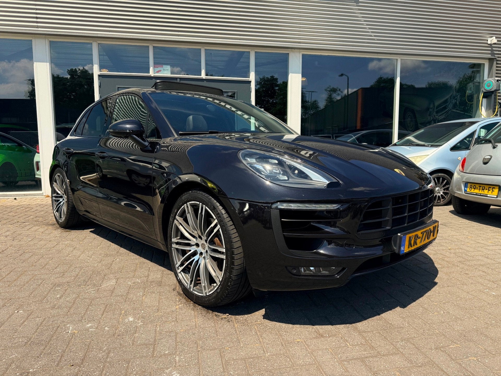 Porsche Macan 2.0 SPORT CHRONO/Panorama/Tv/Led Verlichting/F, Automaat, Dealer onderhouden, Gebruikt, 4 cilinders