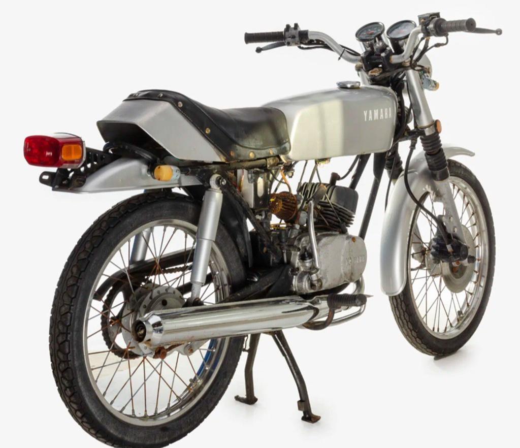 Yamaha rd50 ZADEL GEZOCHT, Fietsen en Brommers, Ophalen of Verzenden, Zo goed als nieuw, Zadel, Yamaha