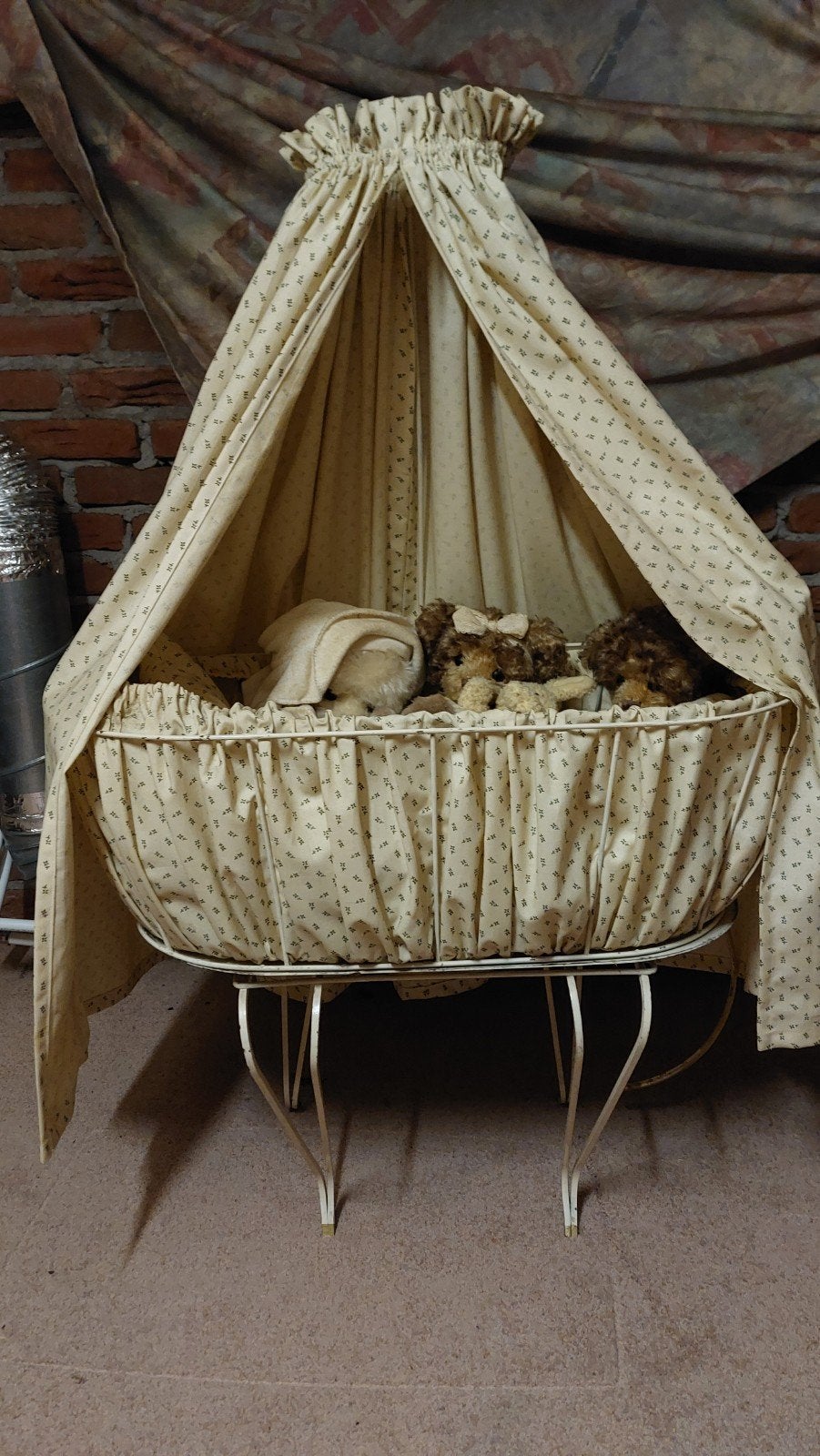 Antieke wieg met stoffen bekleding, Antiek en Kunst, Ophalen