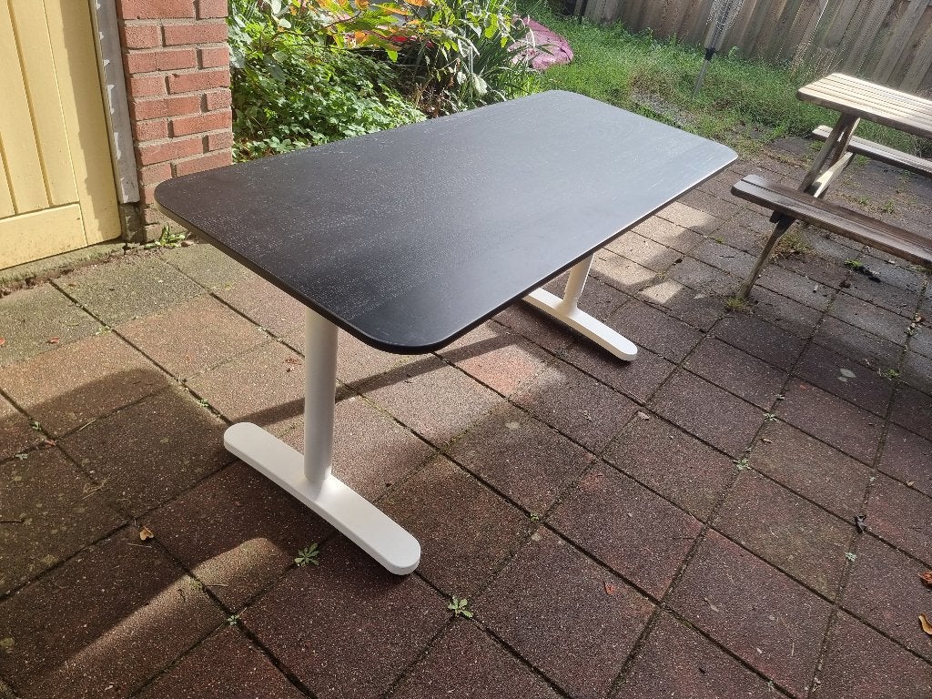 Ikea bureau zwart wit, Ophalen, Zwart, Spaanplaat of MDF, Zo goed als nieuw
