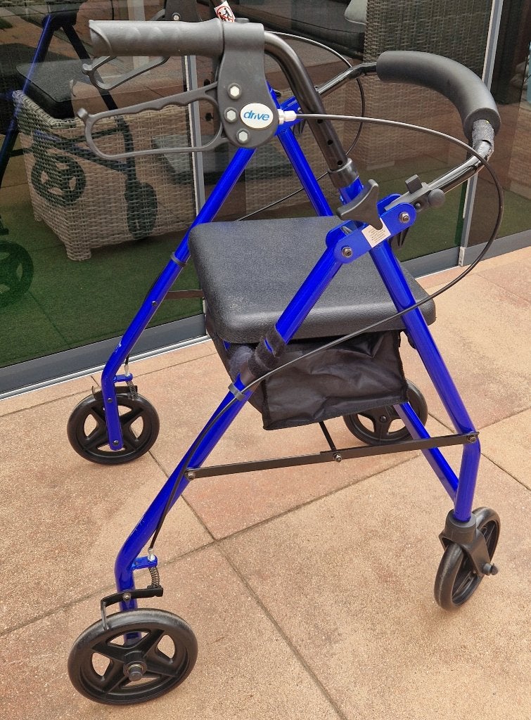 Lichtgewicht rollator+ event.houder scootmobiel, Ophalen, Lichtgewicht, Gebruikt