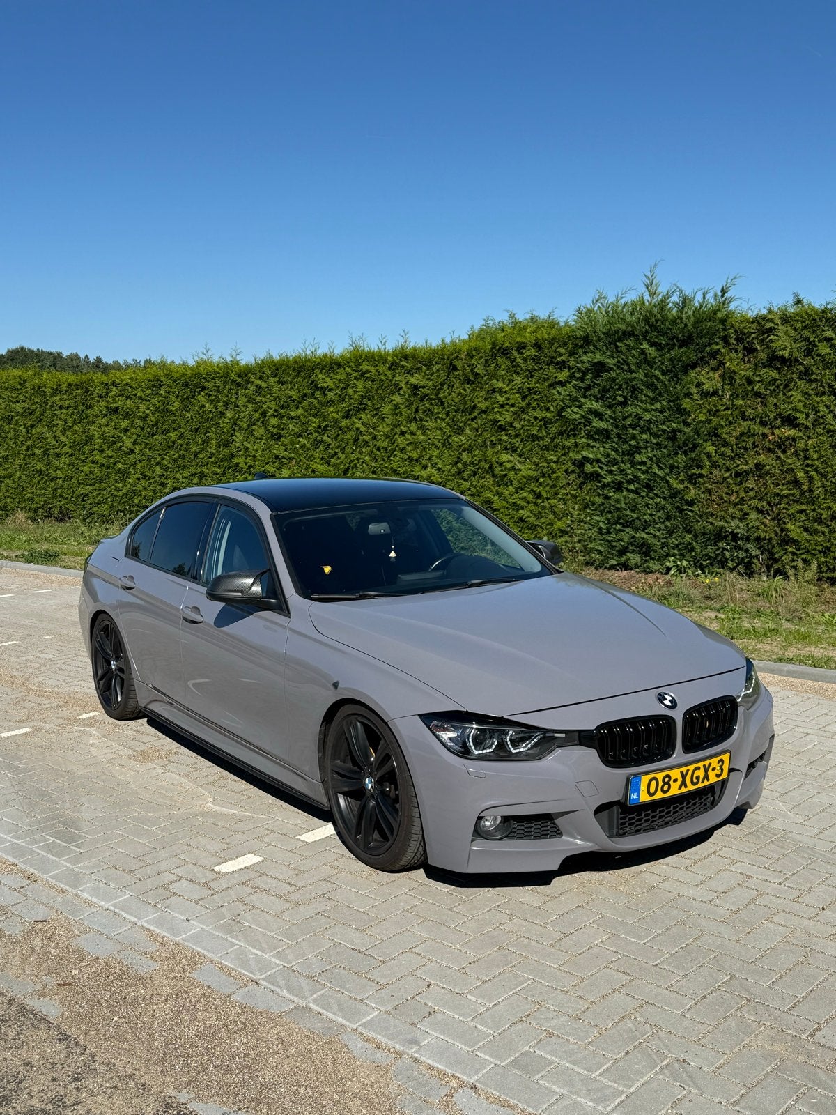 BMW 3-Serie 2.0I 320 (f30) 2012, Auto's, Zwart, 4 cilinders, 75 €/maand, Particulier
