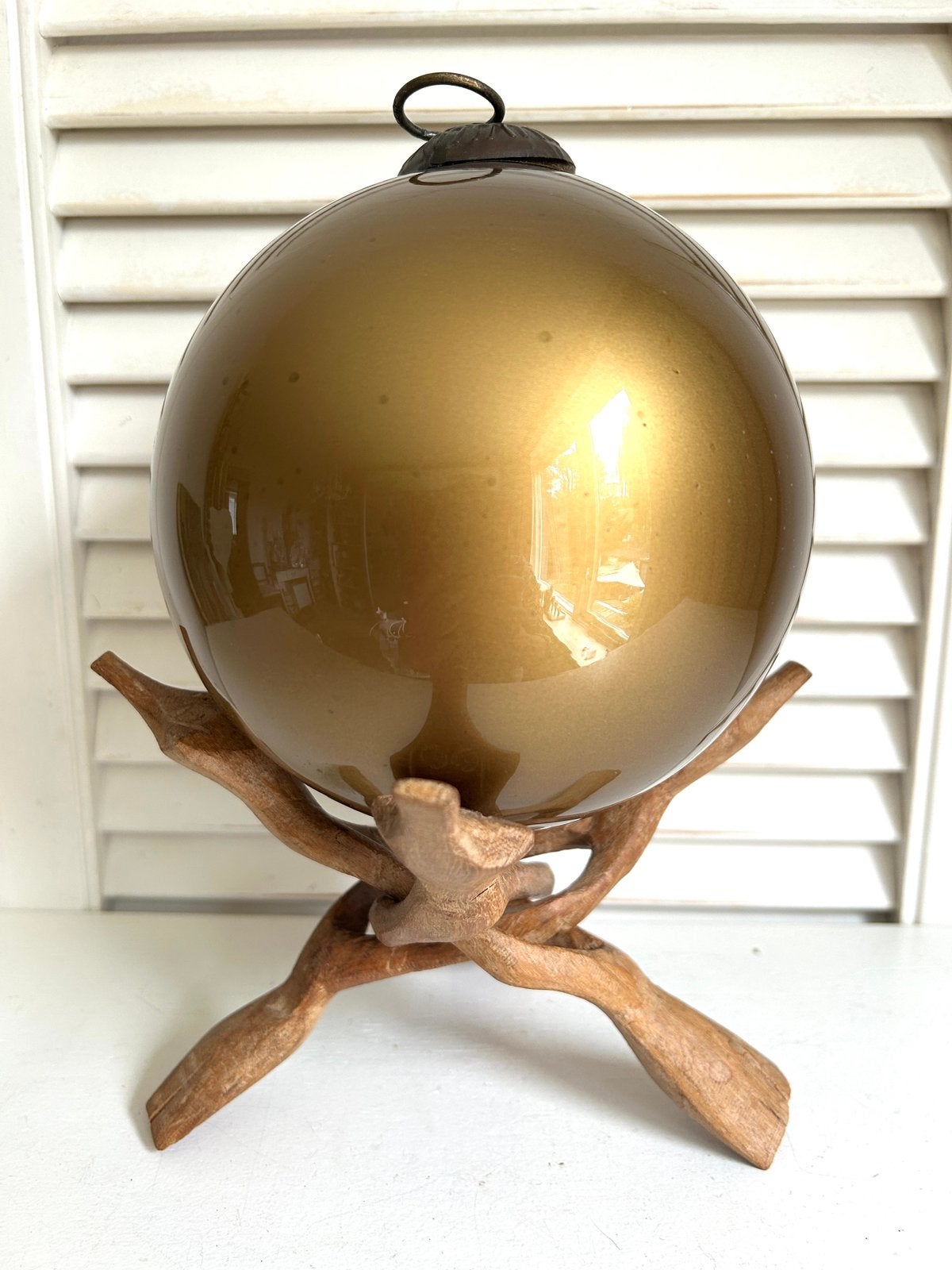 Vintage bronskleurige glazen heksenbal 20 cm op houder, Diversen, Ophalen