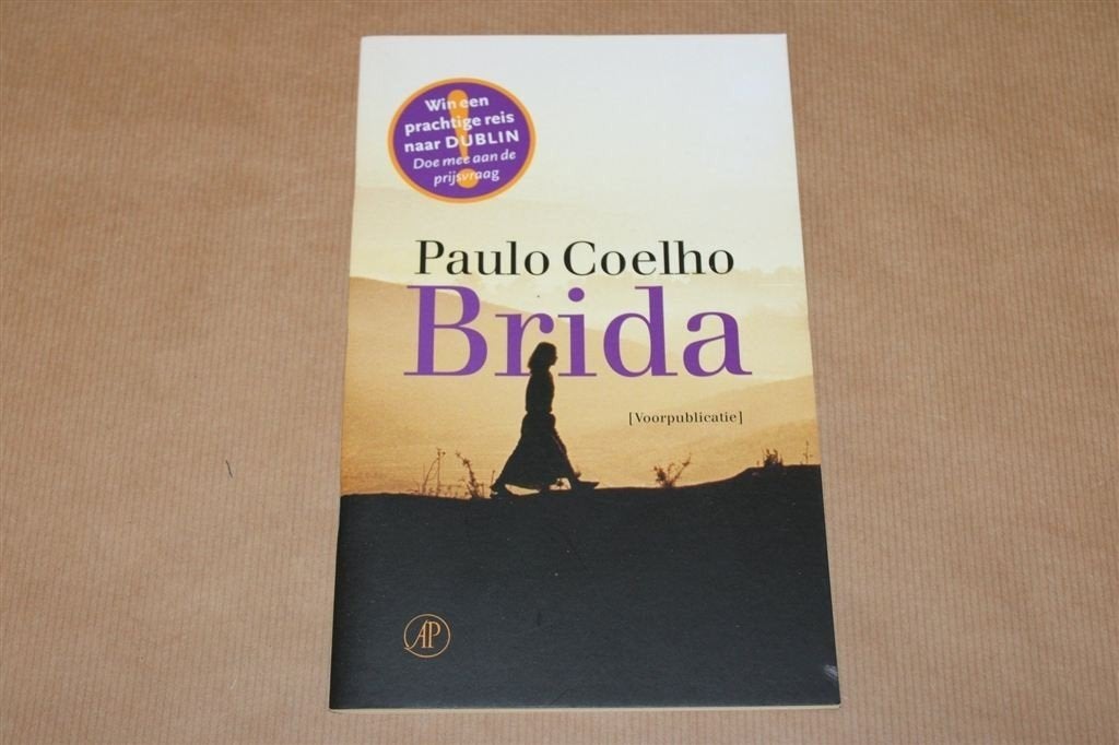 Brida. Voorpublicatie. Paulo Coelho., Boeken, Ophalen of Verzenden, Zo goed als nieuw
