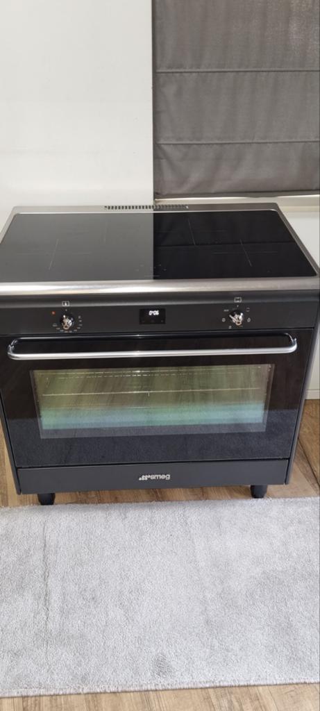 Inductie Fornuis 90 cm Smeg., Ophalen, 60 cm of meer, 4 kookzones, Zo goed als nieuw