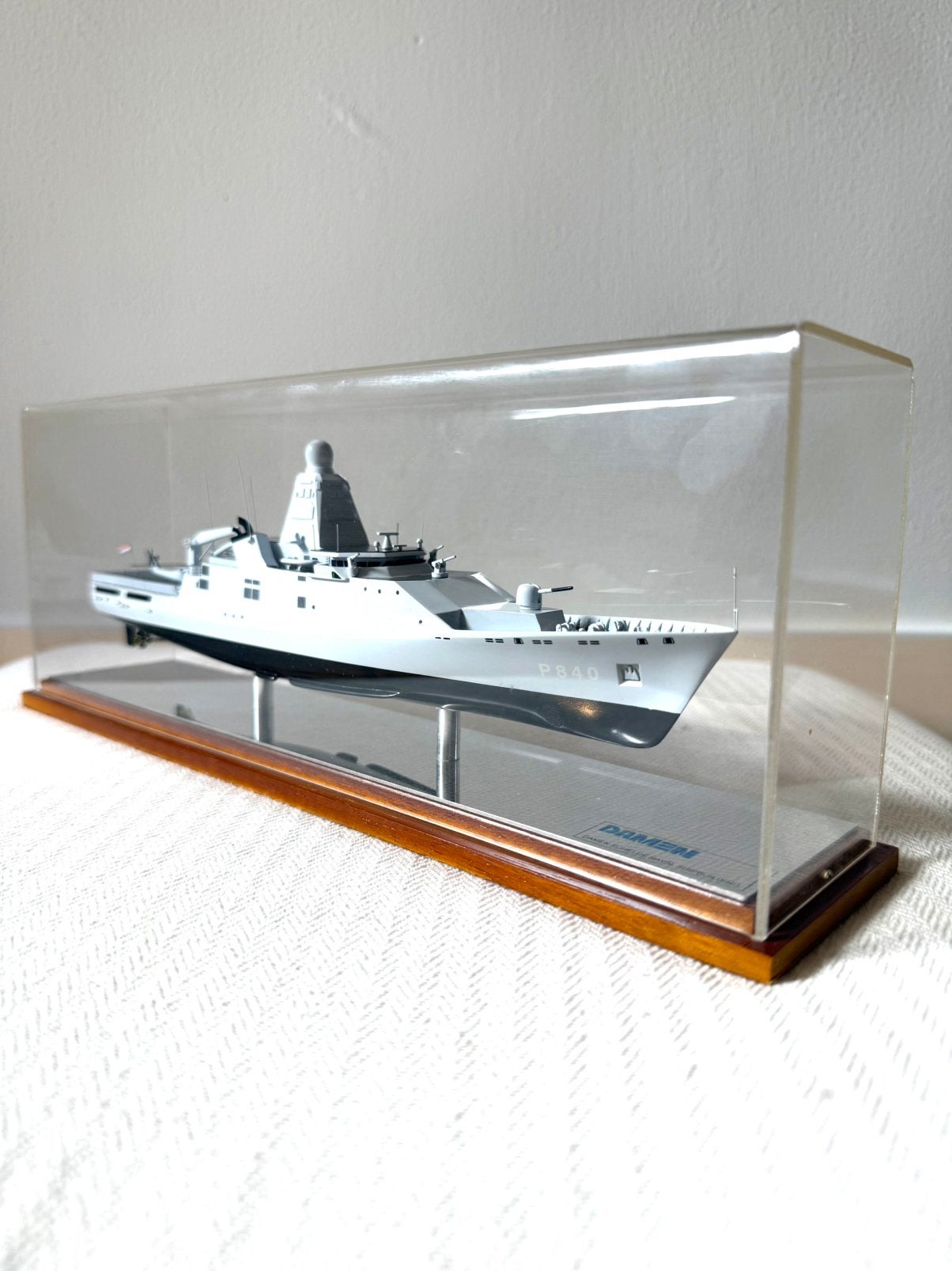 Damen Zr.Ms.Holland P840 Officieel AllOnScale, Ophalen, Zo goed als nieuw, Motorboot, Schaalmodel