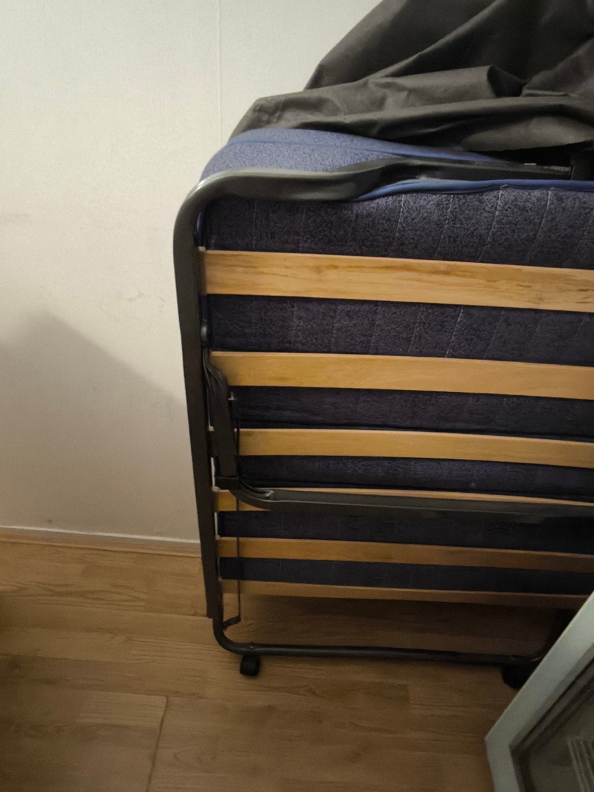 Opklapbed met matras - Ideaal voor logees, Ophalen, Verstelbaar, Eenpersoons, Zwart