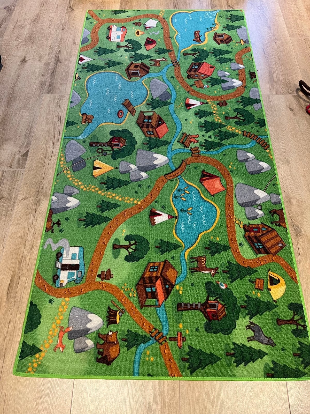 Speelkleed met camping/bos thema - ideaal voor kinderen, Ophalen, Zo goed als nieuw