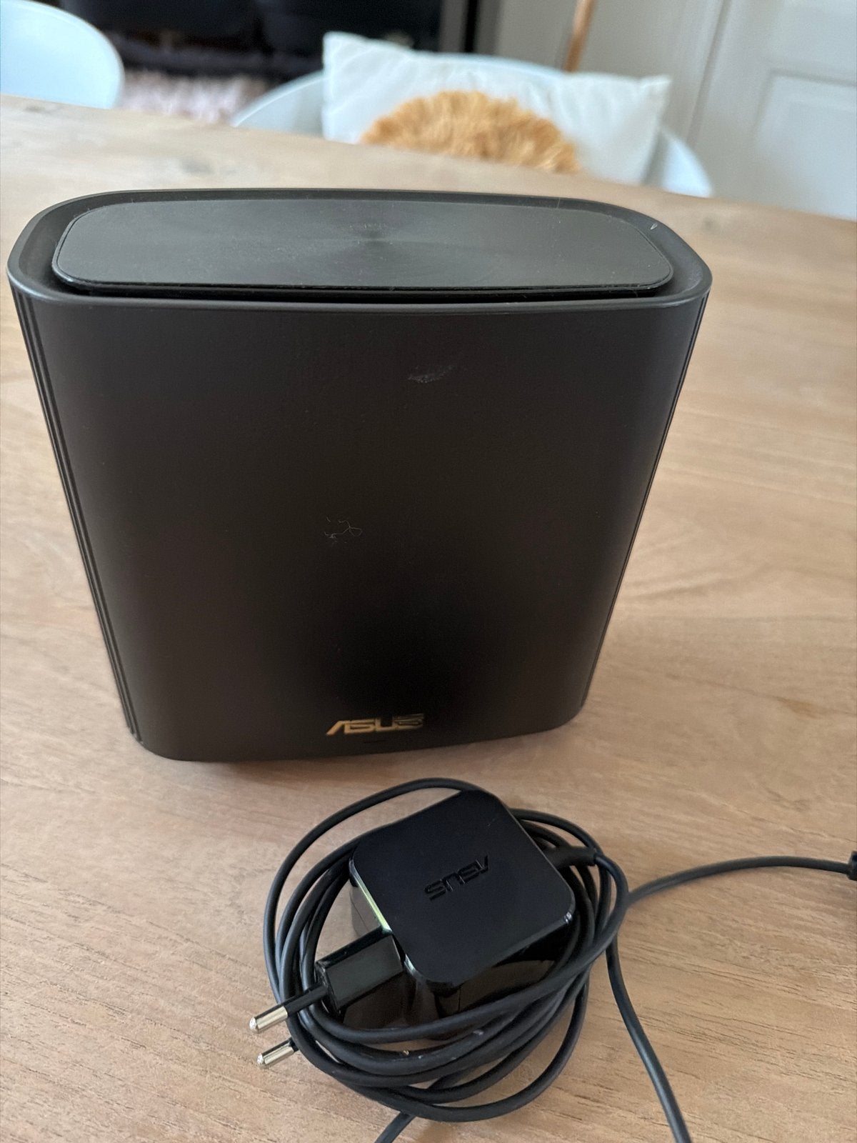 ASUS AX6600 Tri-Band WiFi Router - Zo goed als nieuw, Computers en Software, Routers en Modems, Ophalen of Verzenden, Zo goed als nieuw
