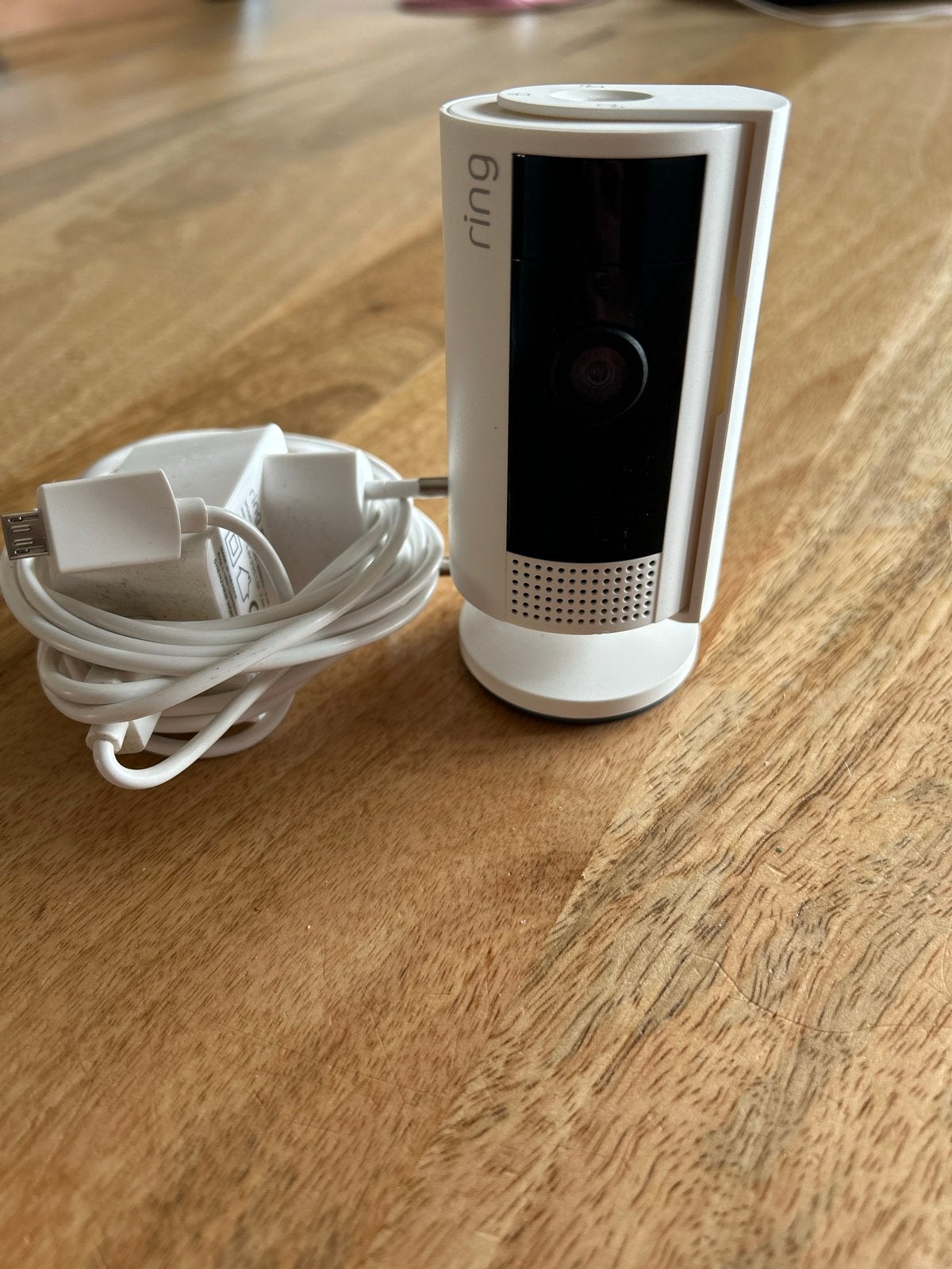 Ring Indoor Camera - Compacte Beveiligingscamera, Ophalen of Verzenden, Zo goed als nieuw, Binnencamera