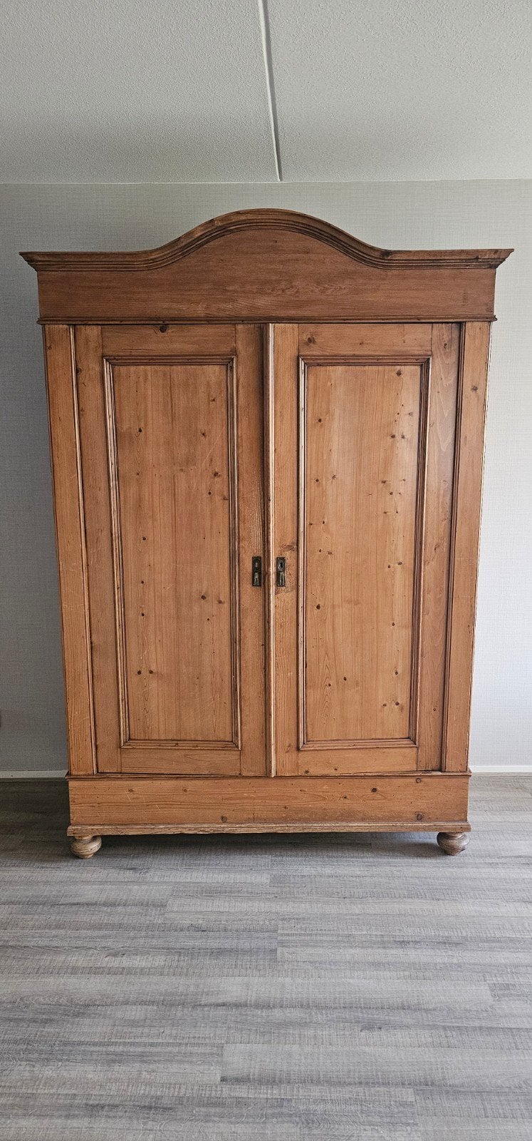Prachtige antieke grenen servieskast met toog, Antiek en Kunst, Ophalen
