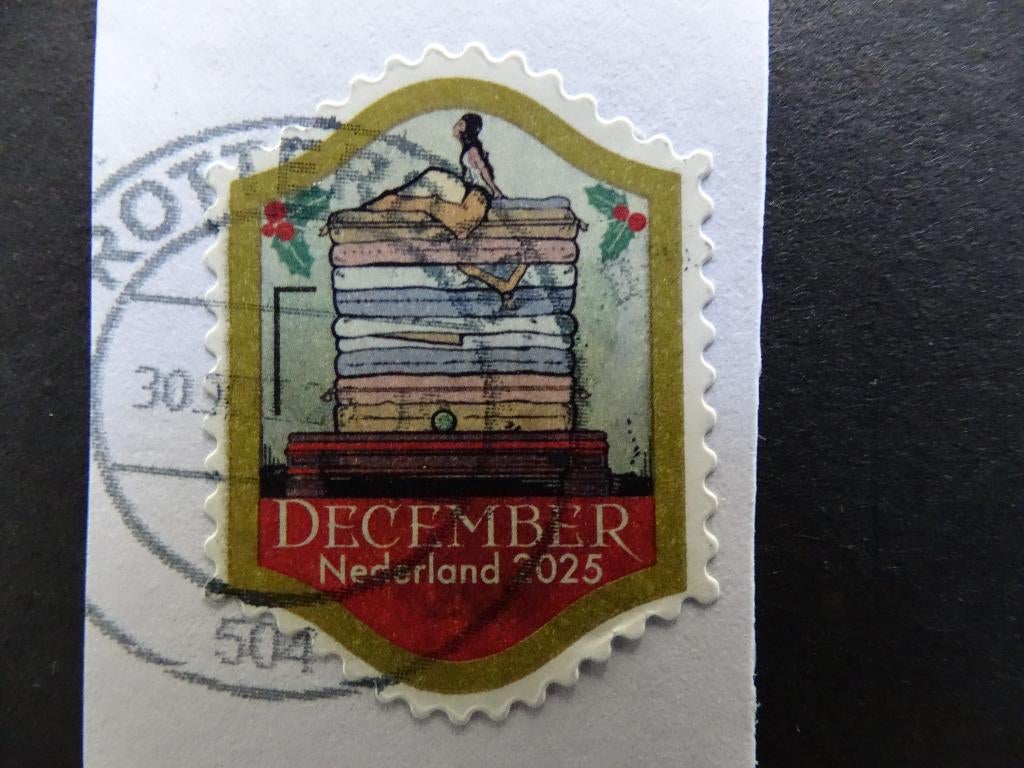 Postzegel NL / Decemberzegel 2025 / Prinses op de erwt, Ophalen of Verzenden, Na 1940, Gestempeld