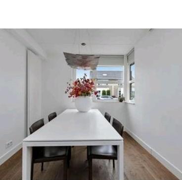 Witte eettafel 240x100 met stalen poten, Huis en Inrichting, Tafels | Eettafels, 50 tot 100 cm, 200 cm of meer, Rechthoekig, Ophalen