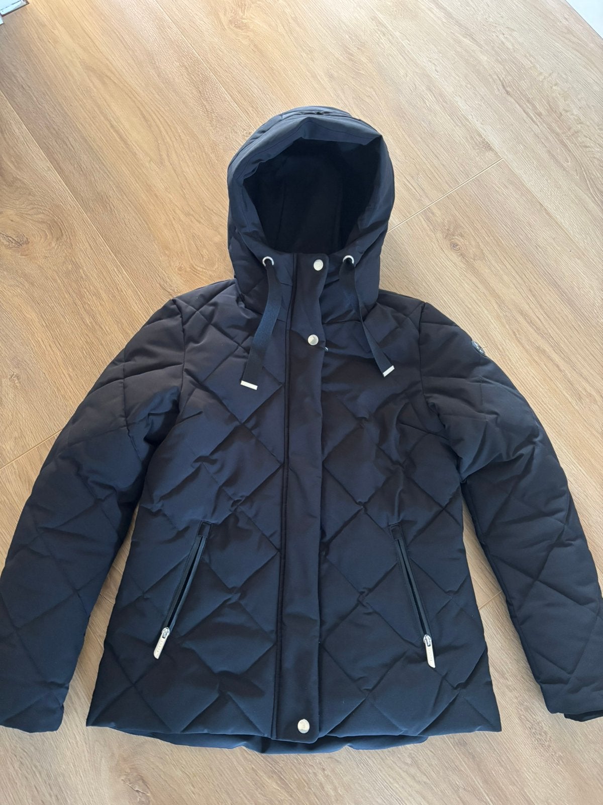 Nieuwe LUHTA Haukka donslook winterjas zwart 36, Ophalen of Verzenden, Nieuw, Maat 36 (S), Jack