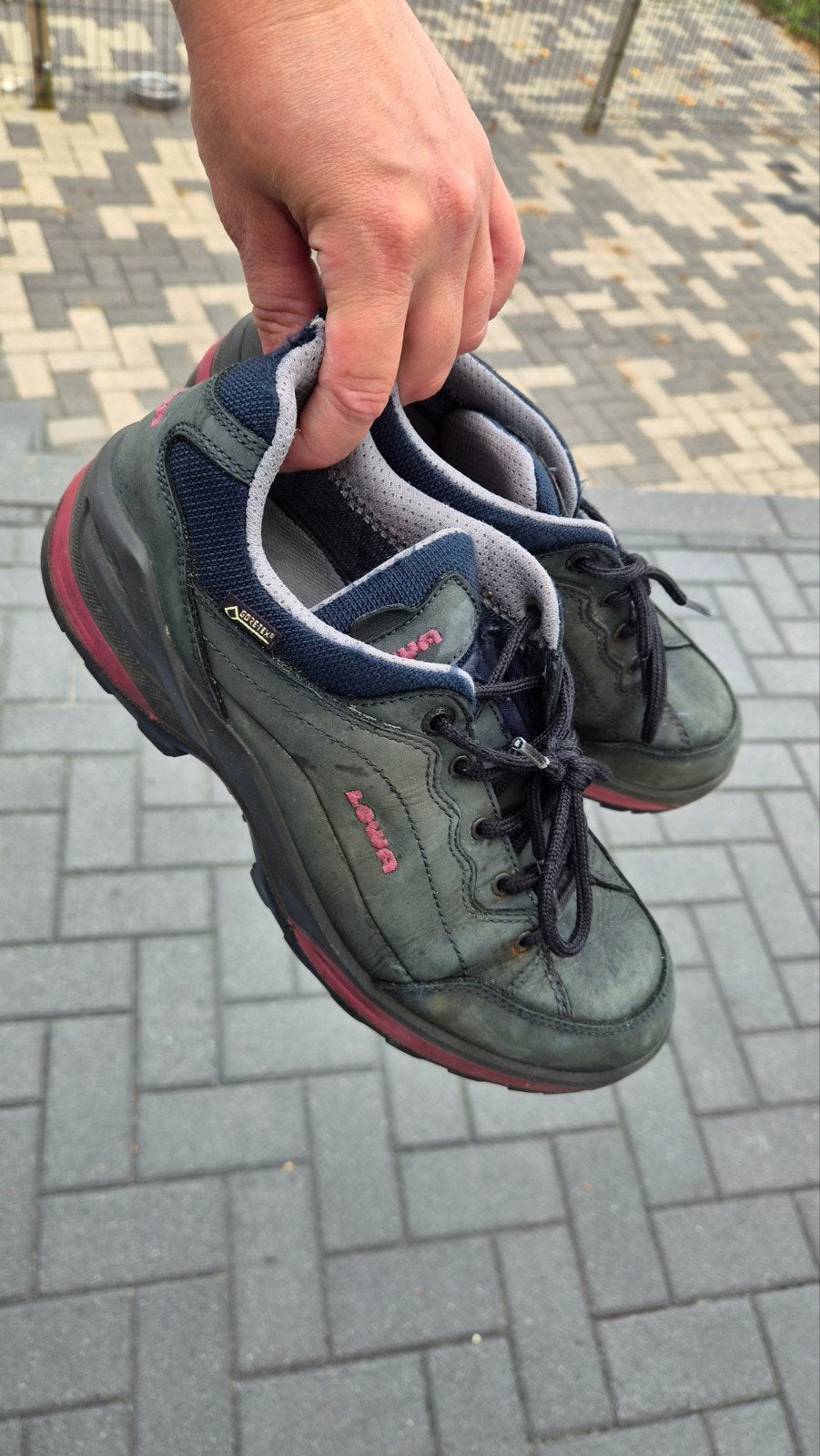Lowa wandelschoenen maat 40, Ophalen of Verzenden, Gebruikt, Schoenen