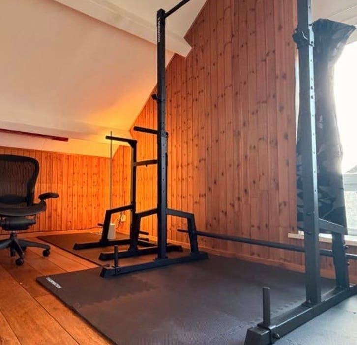 Complete home gym set GORNATION + olympische halter, Sport en Fitness, Fitnessmaterialen, Ophalen, Zo goed als nieuw, Armen, Oprekstang