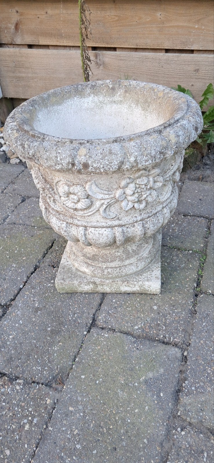 Gave Betonnen Bloembak:, Tuin en Terras, Ophalen, Rond