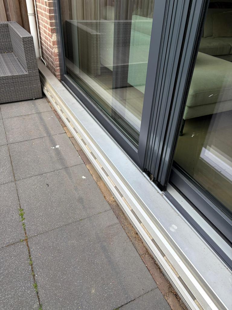 Luxaflex elektrisch uitvalscherm 395x200cm, doek z.g.a.n., Tuin en Terras, Zonneschermen, Ophalen, Elektrisch, Zo goed als nieuw
