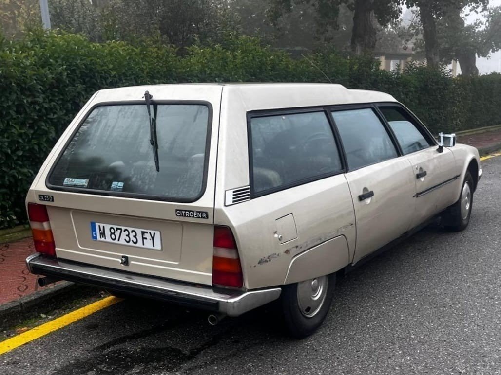 onderdelen gevraagd voor een Citroën cx breake 1984, Ophalen of Verzenden, Achter, Citroën, Deur