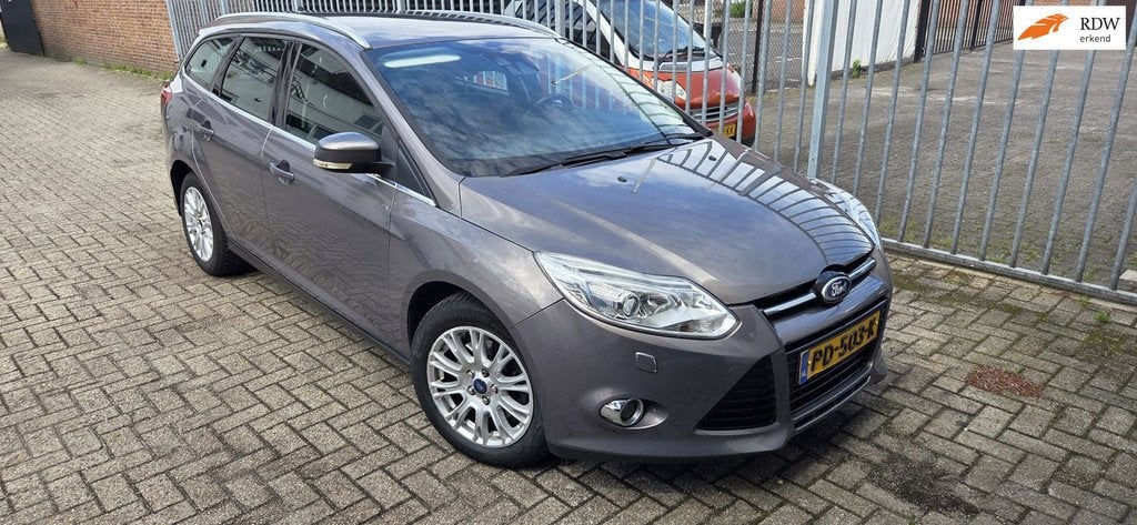 Ford Focus Wagon 1.6 TDCI Titanium station trekhaak clima ne, Euro 5, Gebruikt, 680 kg, 1560 cc