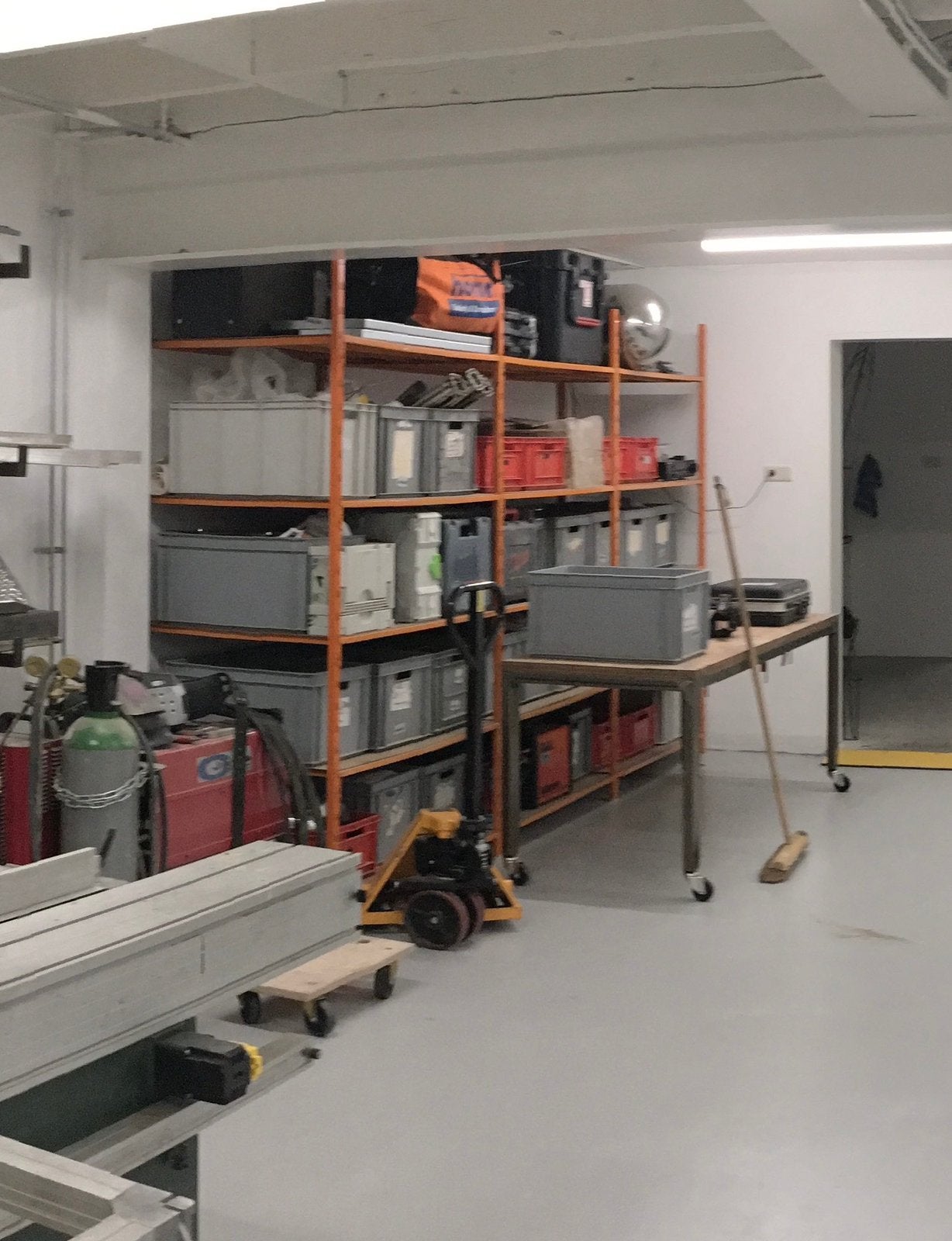 Stellingkast industrieel, Ophalen, Gebruikt