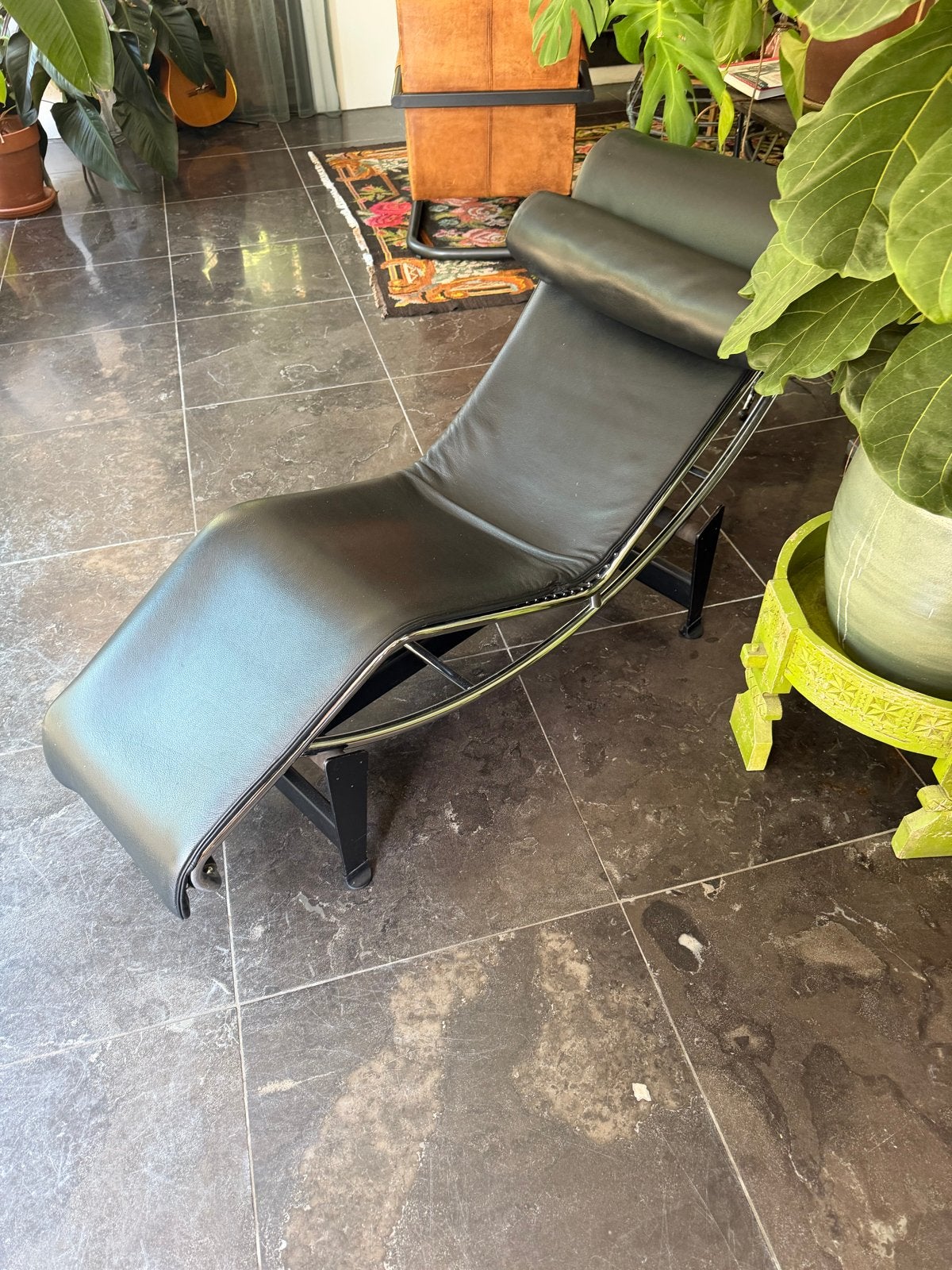 Zo goed als nieuwe Le Corbusier chaise longue, zwart leer, Zwart, Leer, Ophalen of Verzenden, Zo goed als nieuw