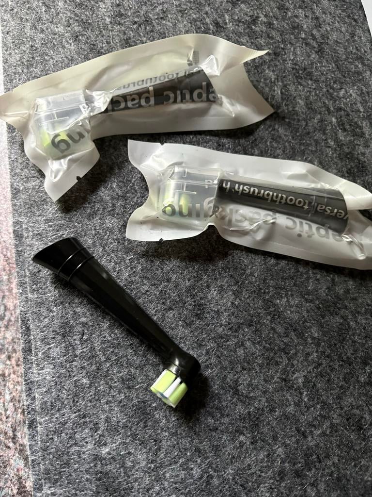 Nieuwe opzetborstel voor Oral-B iO elektrische tandenborstel, Witgoed en Apparatuur, Ophalen of Verzenden, Nieuw, Mondverzorging