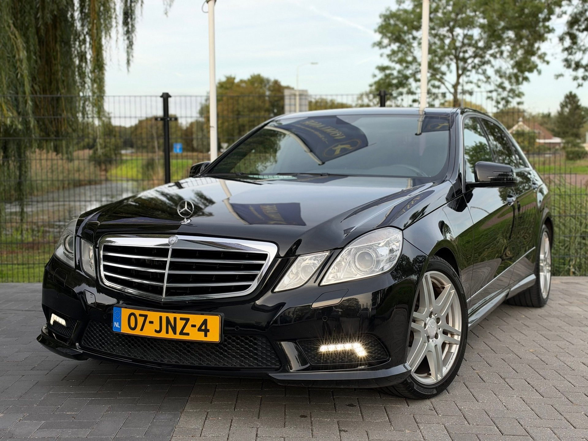 Mercedes-Benz E-klasse 350 Avantgarde AMG / AUT / CLIMA / CR, Automaat, Euro 5, Achterwielaandrijving, Gebruikt