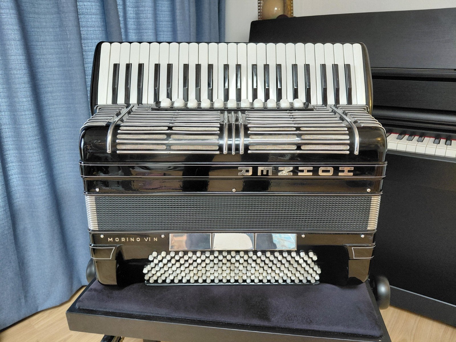 Hohner Morino VI N. 5 Korig - goede staat - melodiebassen, Overige formaten, Zo goed als nieuw, Hohner, Toetsaccordeon