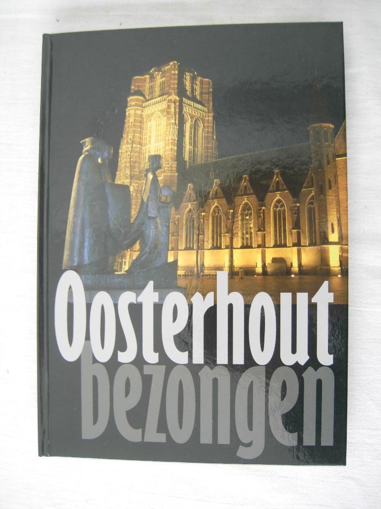Oosterhout bezongen, Boeken, Geschiedenis | Stad en Regio, Verzenden, 20e eeuw of later, Zo goed als nieuw