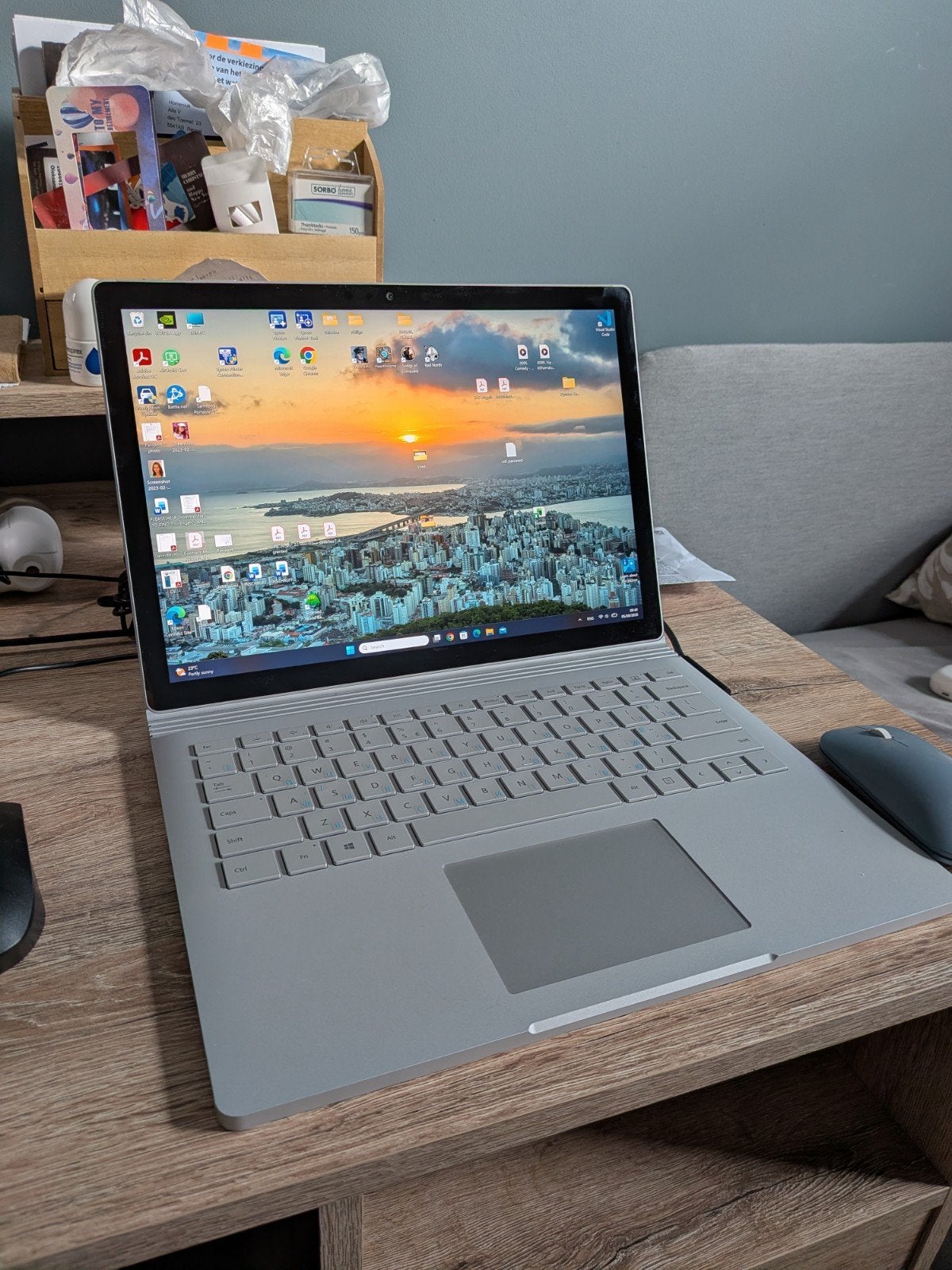 Microsoft Surface Book 3 - i7, 16GB RAM, 256GB SSD, GTX 1650, Intel Core i7-1065G7, Minder dan 2 Ghz, Ophalen of Verzenden, Met videokaart