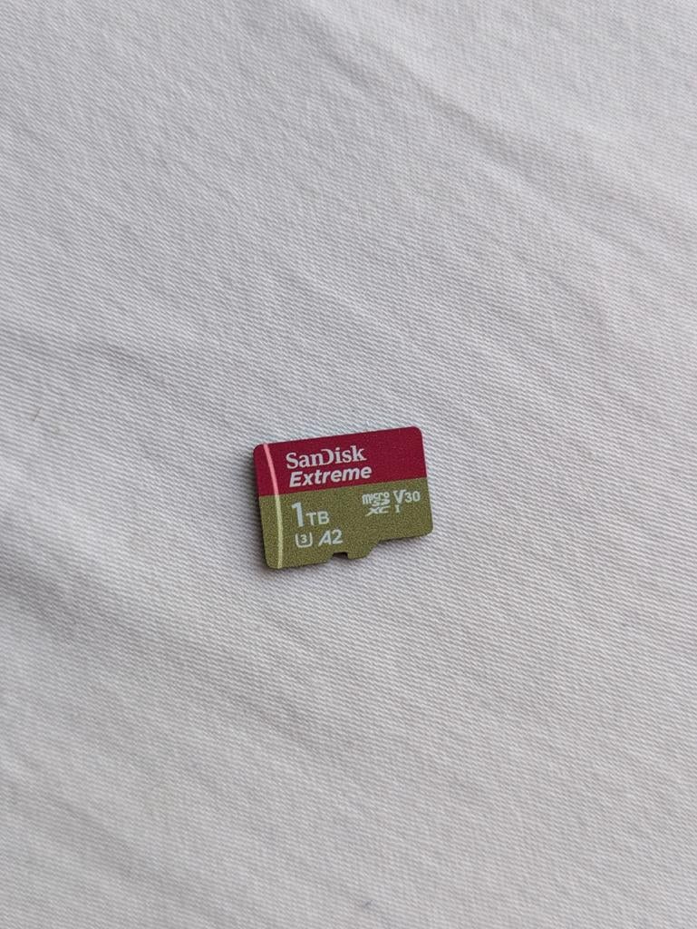 SanDisk 1TB Extreme MicroSD geheugenkaart, Ophalen of Verzenden, Zo goed als nieuw, Fotocamera, 1 TB of meer