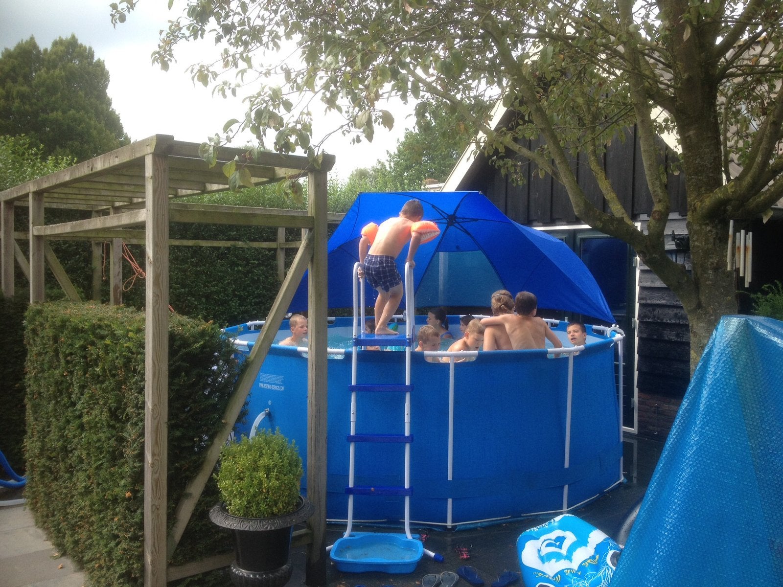 Zwembad+warmtepomp!+ grote z.filterp- 3.66m hoog - 1.22 hoog, Rond, 300 cm of meer, Zo goed als nieuw, Opzetzwembad