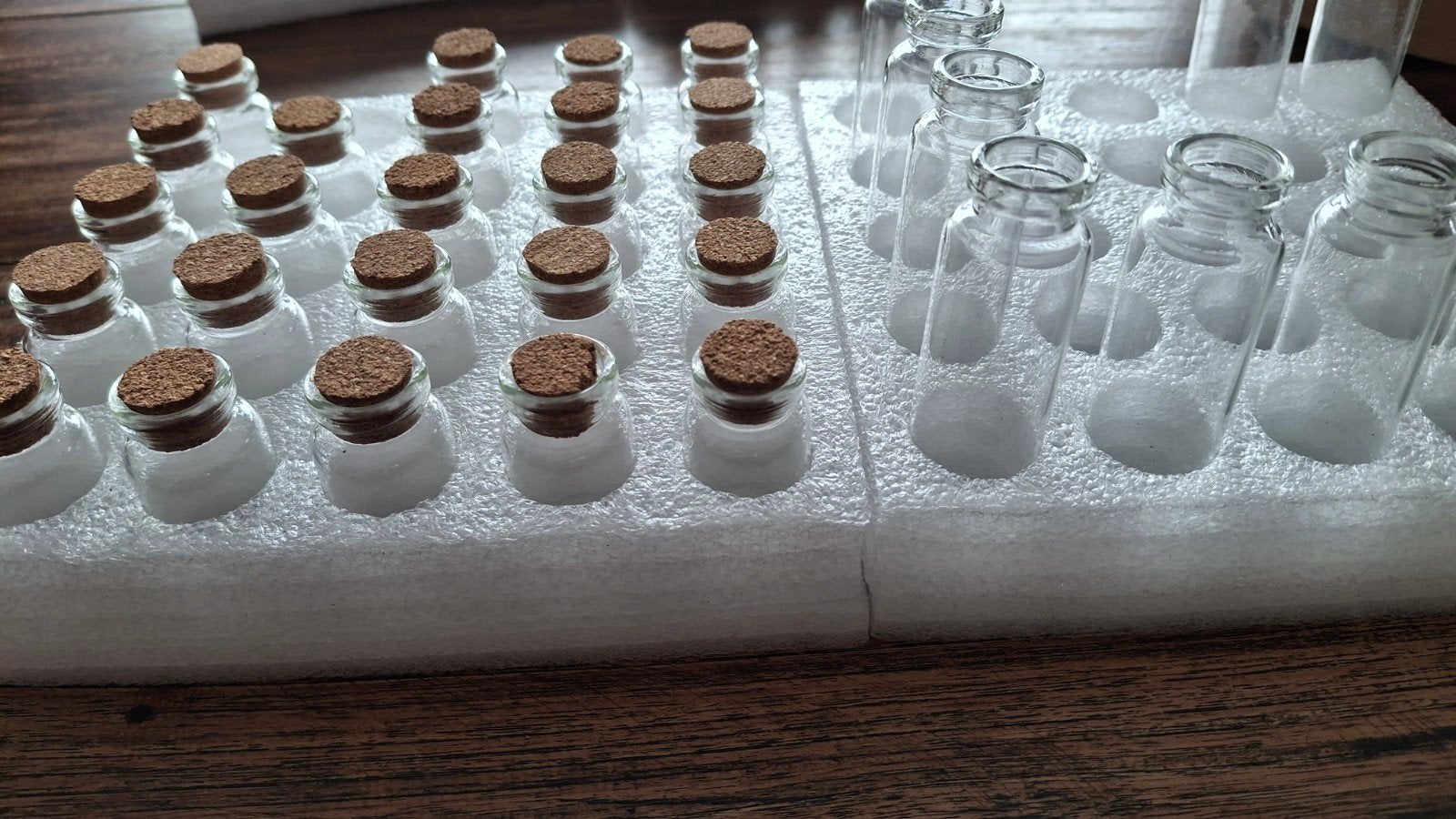 Mini glazen flesjes met kurk, Nieuw, Ophalen of Verzenden, Transparant, Knutselmateriaal