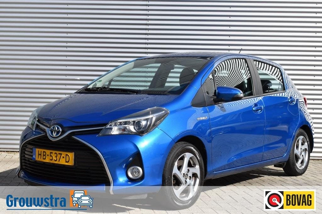 Toyota YARIS 1.5 HYBRID LEASE / GESCH. ECC / P.CAM. / AFN. F, 1497 cc, Gebruikt, 4 cilinders, Start-stop-systeem