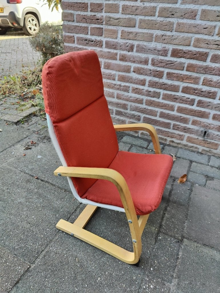 IKEA Poäng kinderfauteuil met rood kussen, Kinderen en Baby's, Ophalen, Gebruikt, Stoel(en)
