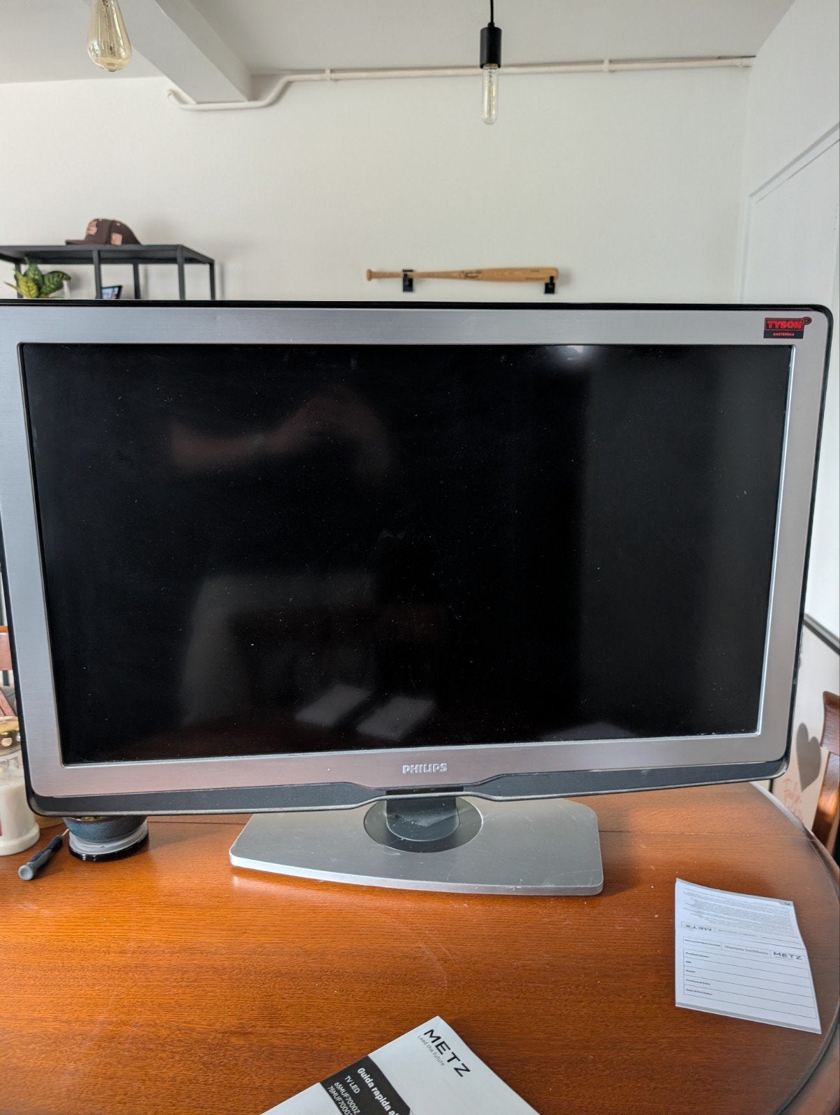 Philips LCD TV met afstandsbediening, Ophalen, Philips, Gebruikt, 50 Hz