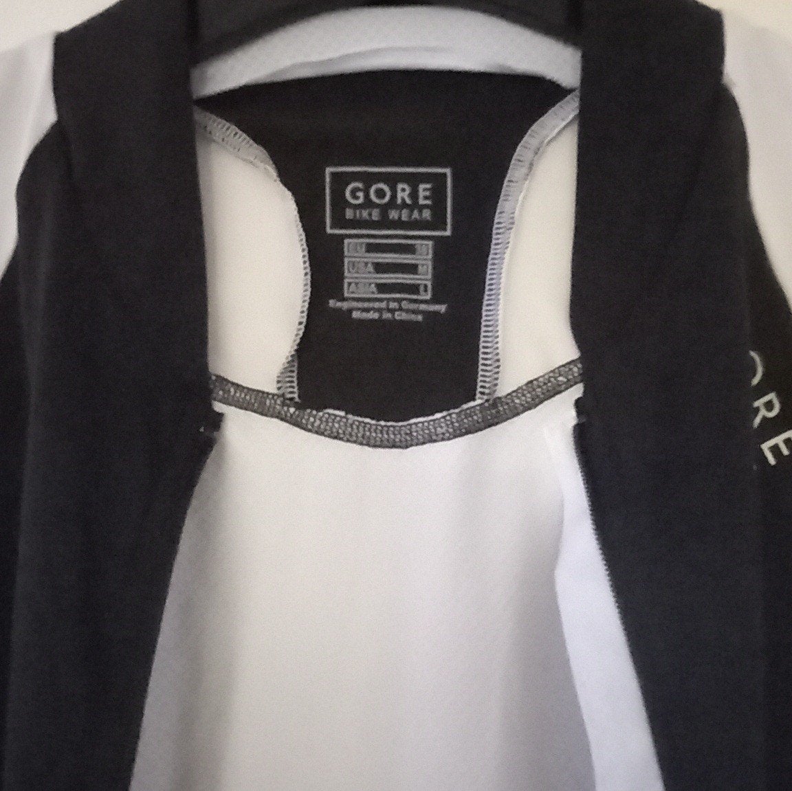 GORE Bikewear Fietsshirt met zakjes en ritsjes - Maat M, GORE bikwear, M, Nieuw, Ophalen of Verzenden