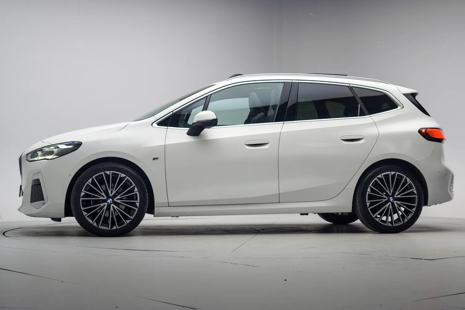 BMW 2 Serie Active Tourer 218i M Sport Aut. [ Panorama Leder, Auto's, Automaat, 136 pk, Gebruikt, 1445 kg
