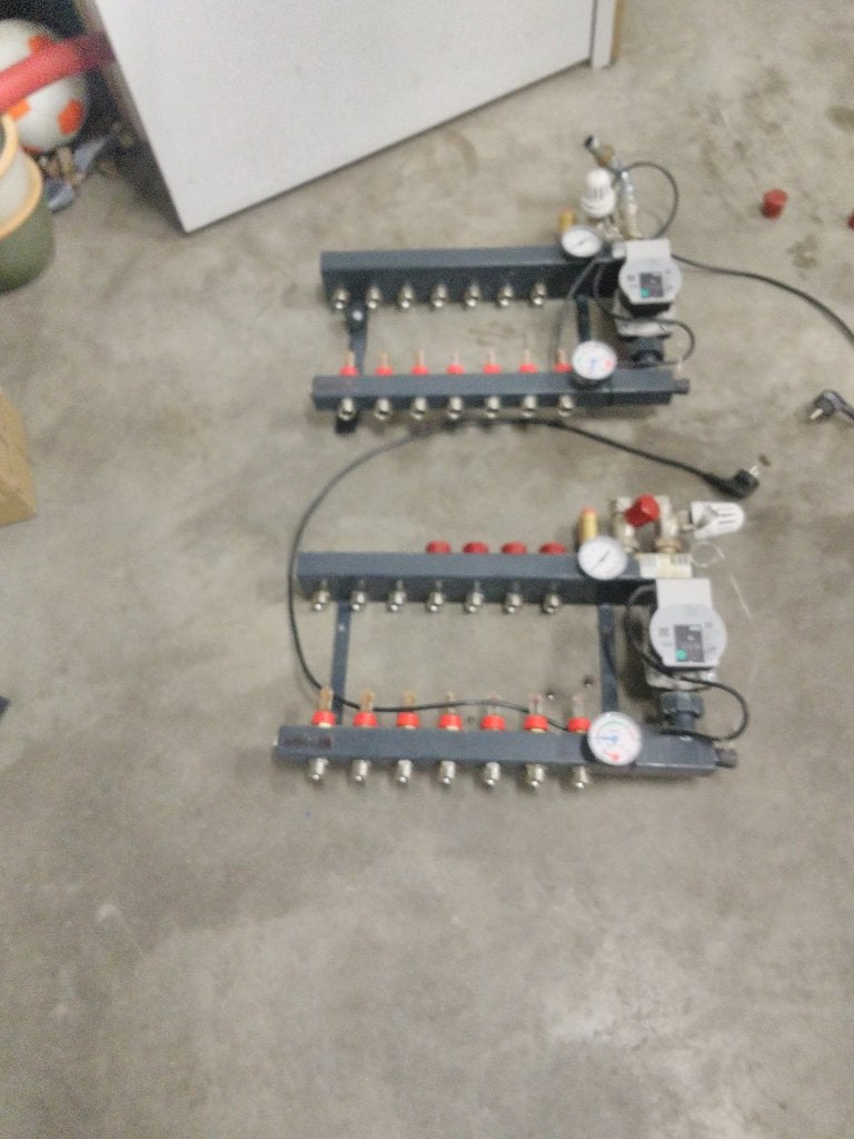 Vloerverwarming verdeler, Doe-het-zelf en Verbouw, Verwarming en Radiatoren, Gebruikt, Minder dan 30 cm, Overige typen, Minder dan 60 cm